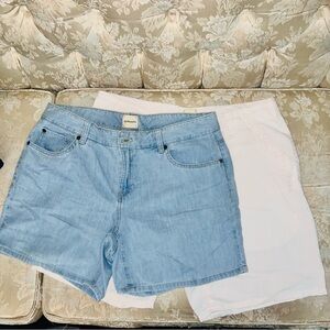 2 x Bass SIZE 8 cotton linen shorts in light blue denim and white cream, GUC